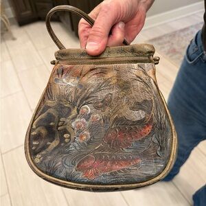 Vintage Artistic Handbag with Fish Design